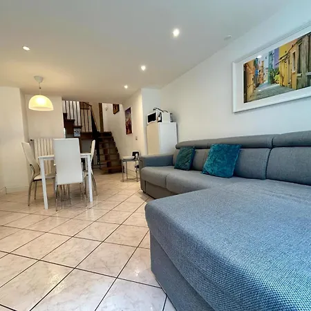 Apartamento Kibilu - Via Tolmezzo - Ospedale San Raffaele - Stazione Di Lambrate Milão